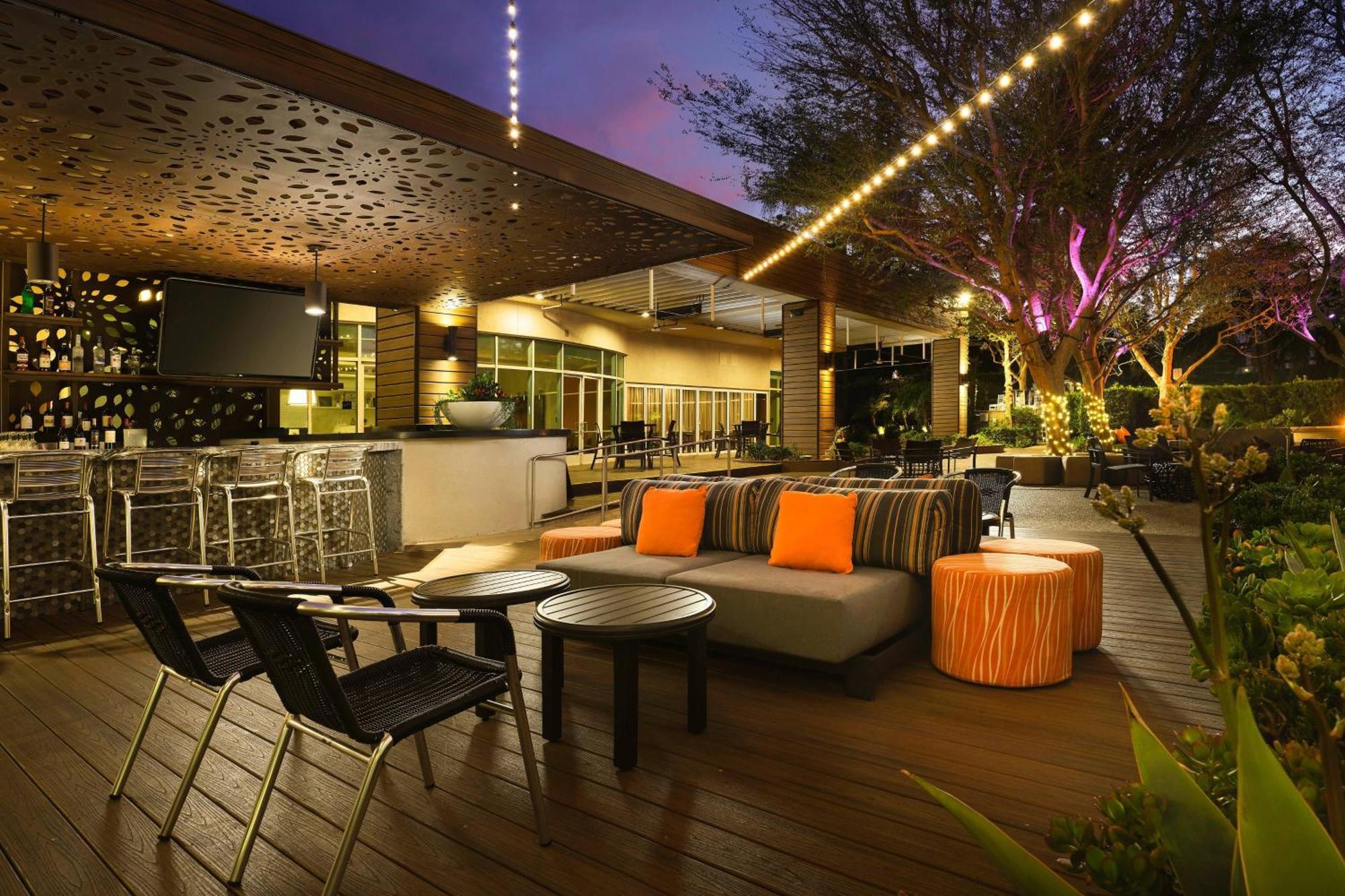 Warner Center Marriott Woodland Hills Otel Los Angeles Dış mekan fotoğraf