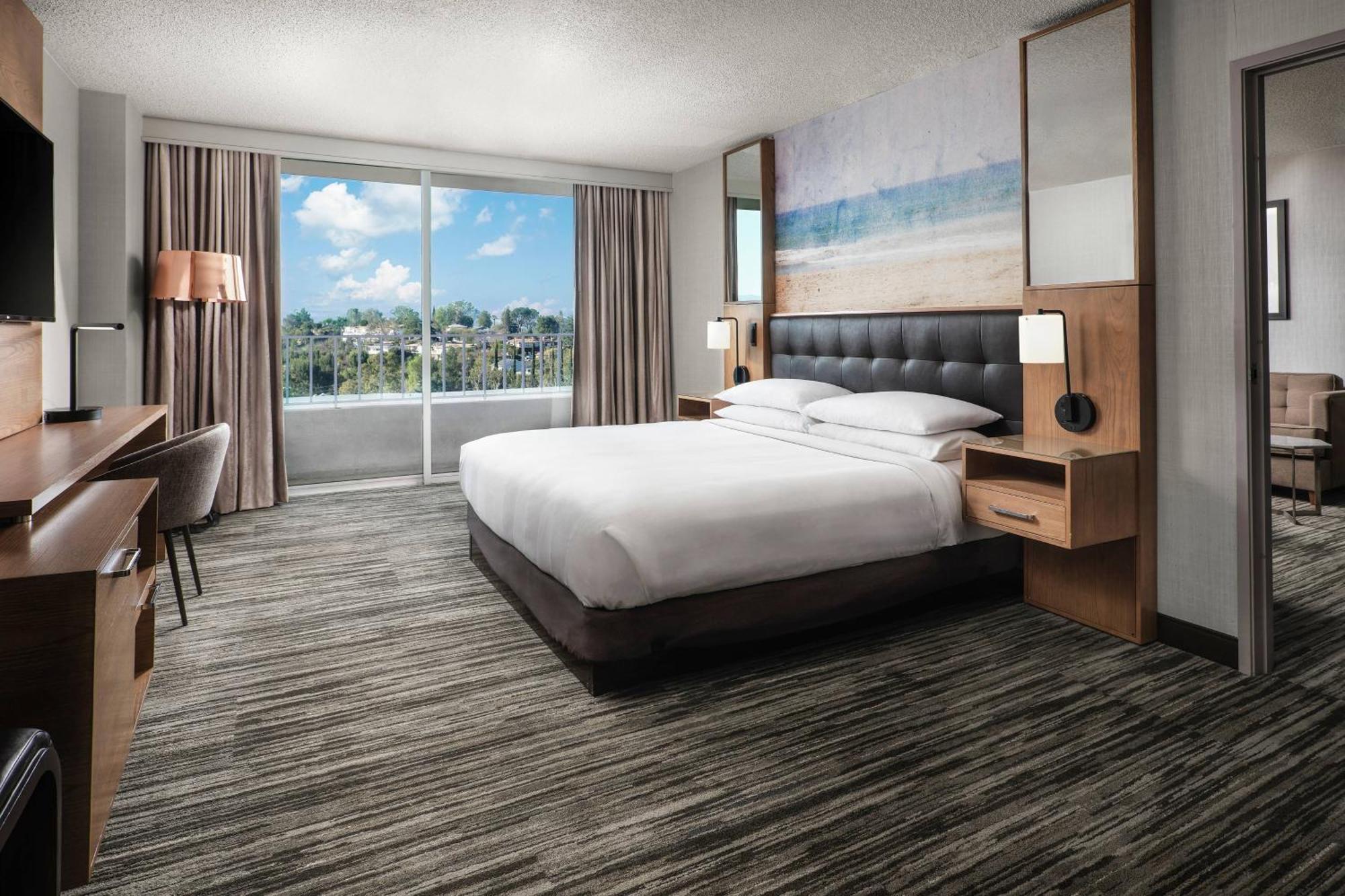 Warner Center Marriott Woodland Hills Otel Los Angeles Dış mekan fotoğraf