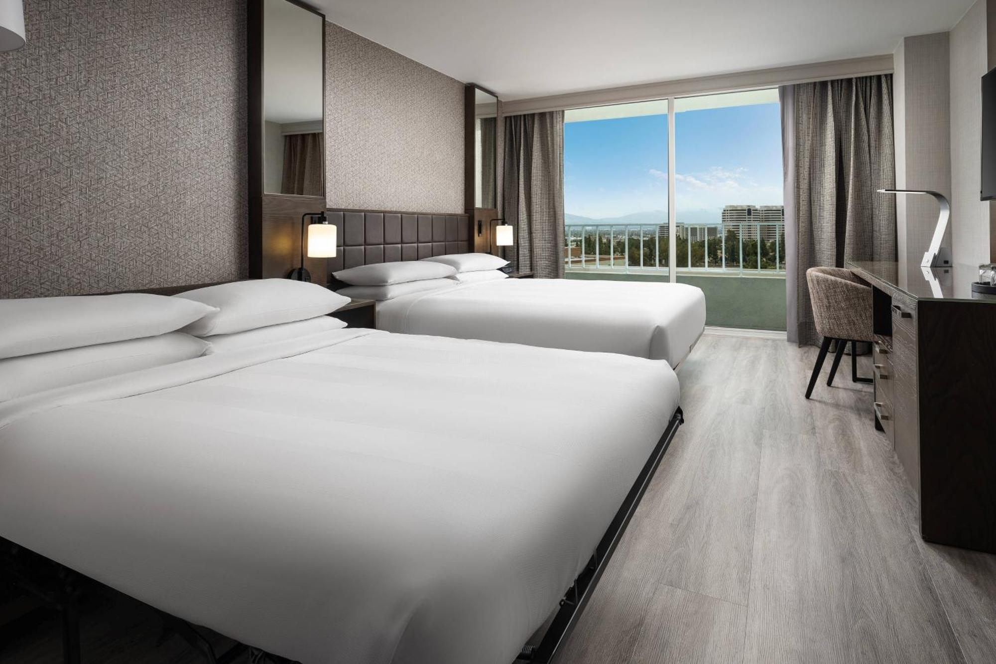 Warner Center Marriott Woodland Hills Otel Los Angeles Dış mekan fotoğraf