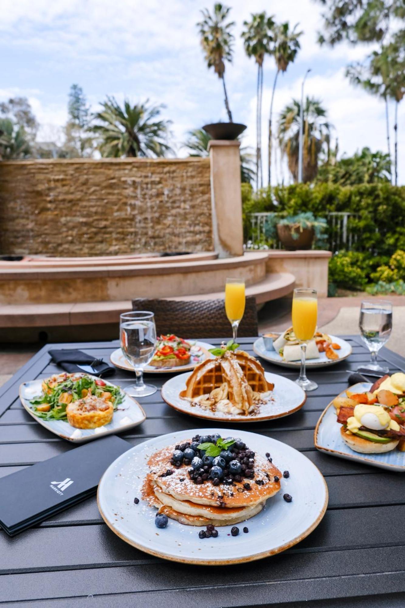 Warner Center Marriott Woodland Hills Otel Los Angeles Dış mekan fotoğraf